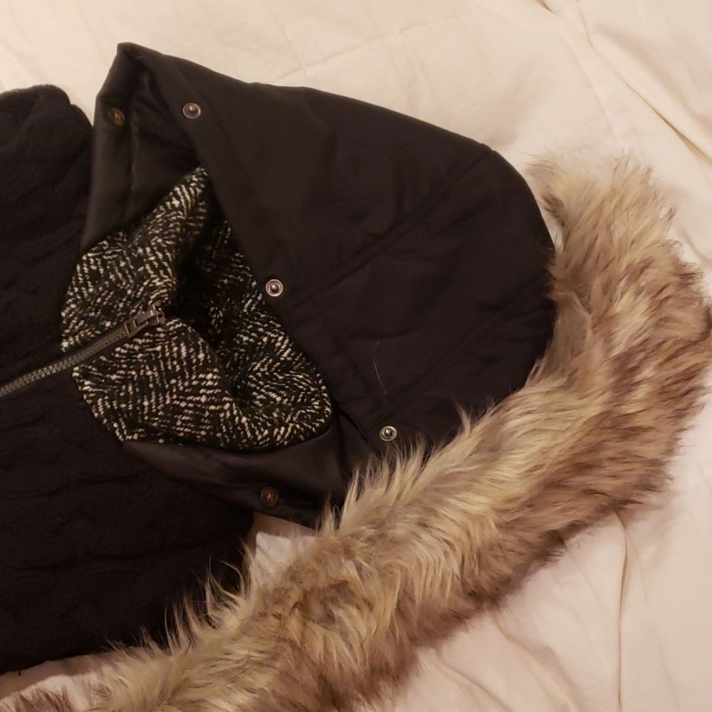 Wool Vest - Picture 2 of 6